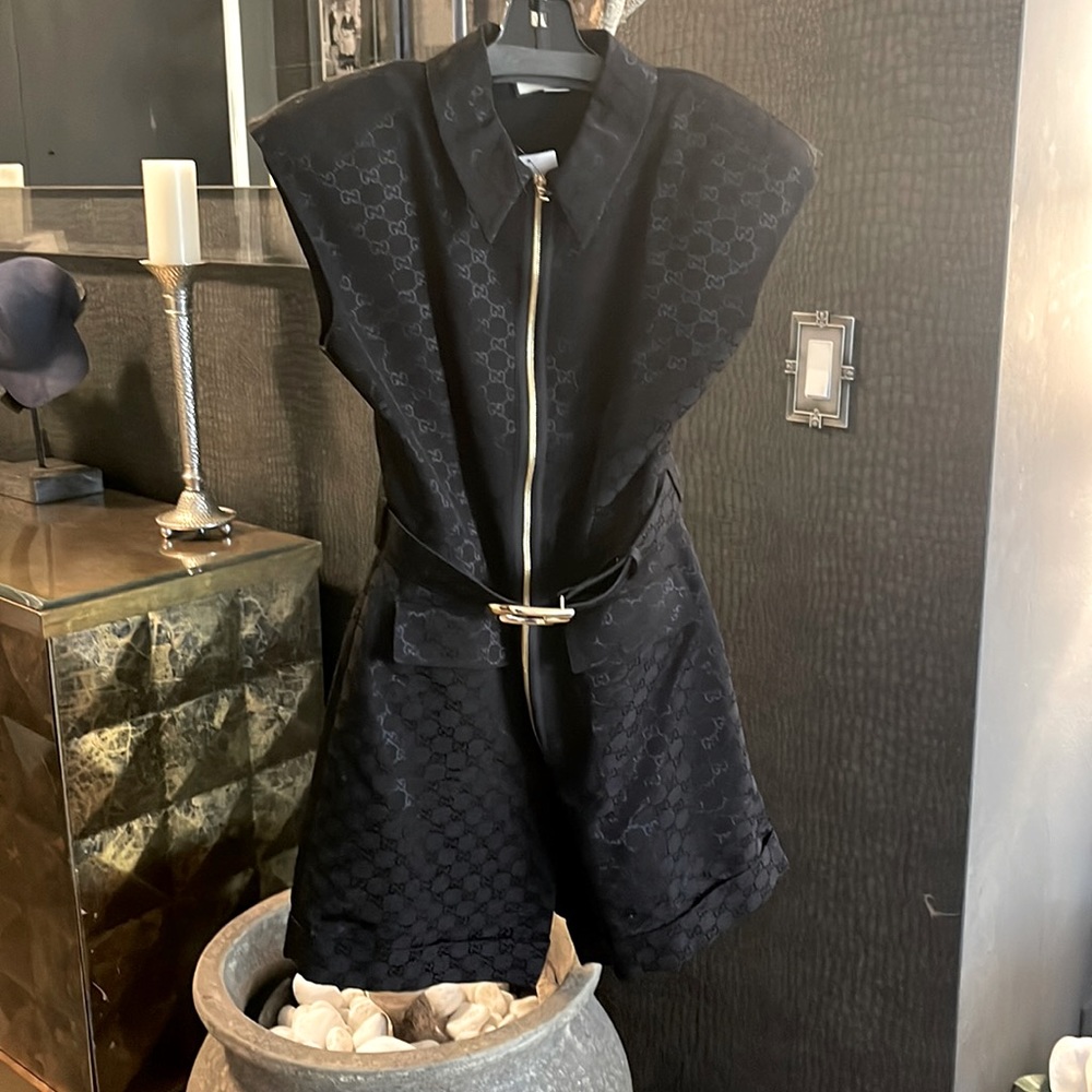 GUCCI, women’s romper. Italian size 44-US size 8